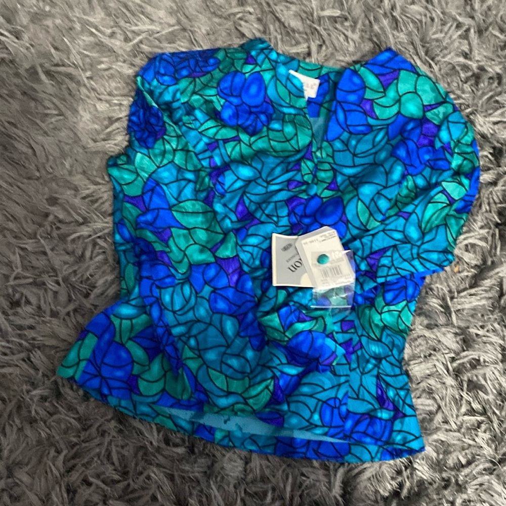 papéll petites stained glasss button up